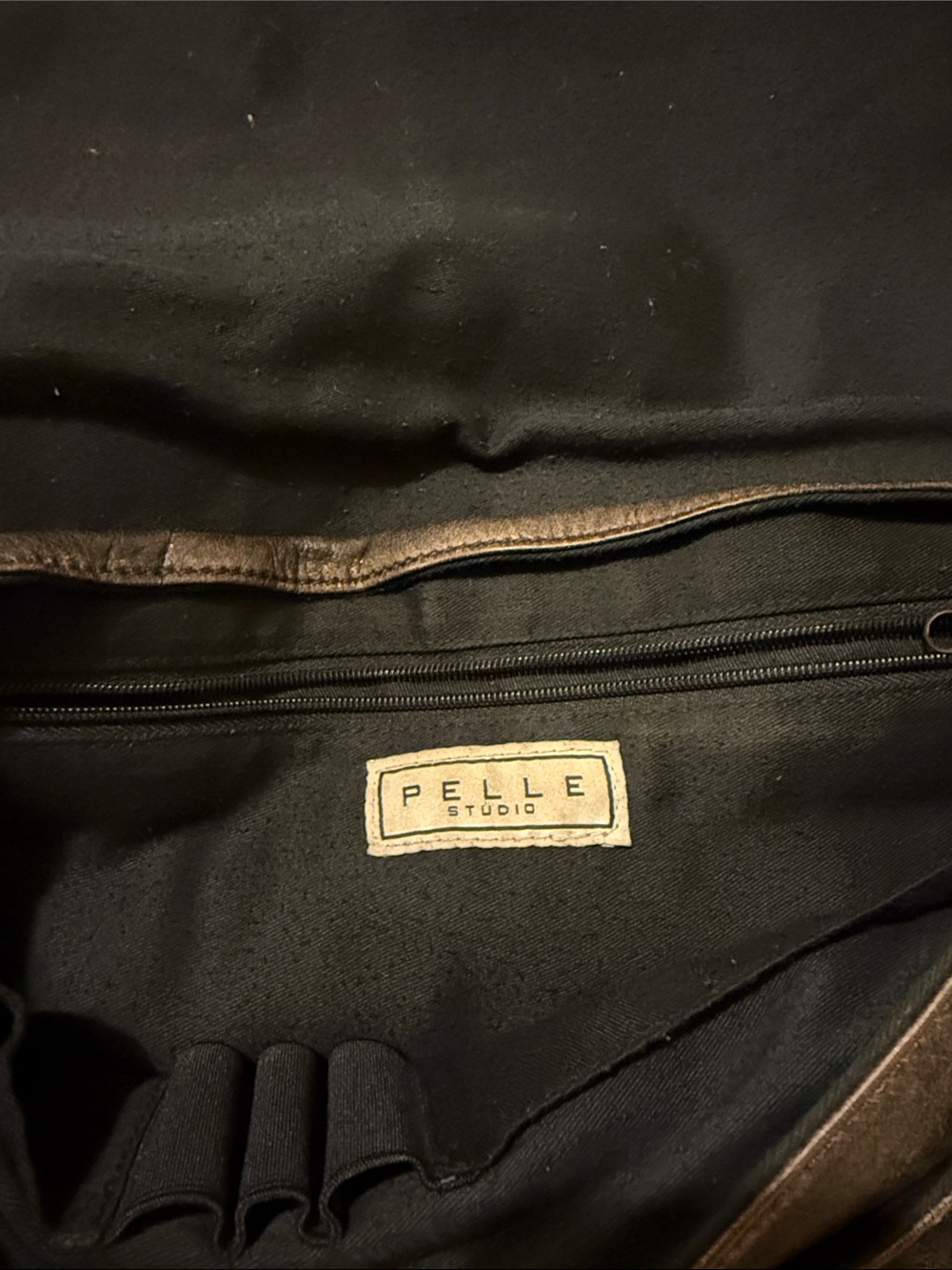 Pelle Studio Dark Brown Leather Messenger Bag for Men - Picture 2 of 5